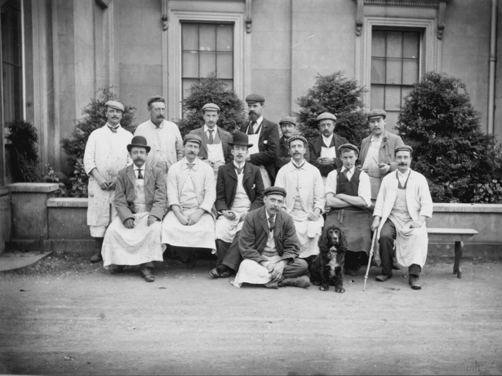 Decorators at Bury Hill c1910. Image : Dorking Museum
