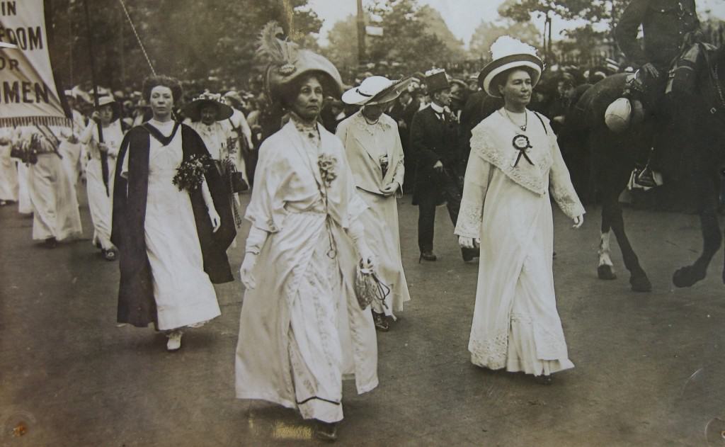 Emmeline Pethick-Lawrence with Mrs Pankhurst © The Women's Library