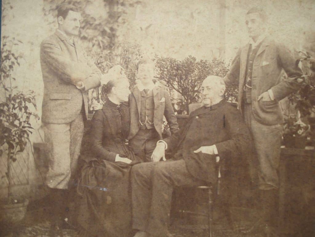 Alfred, Phoebe (Fenwick), Percy, Henry, Harold Mott © Wharton & Bliss Families