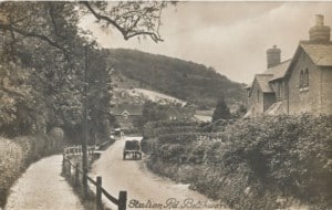 Holmes Cottages on right hand side © Brockham LHG