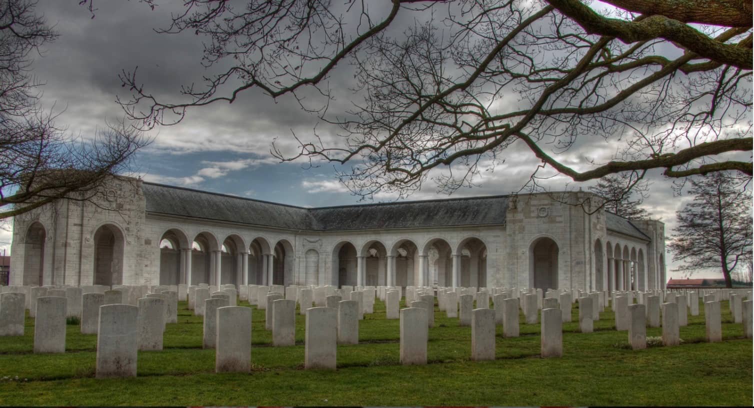 Le Touret Memorial Soldiers of Dorking and the